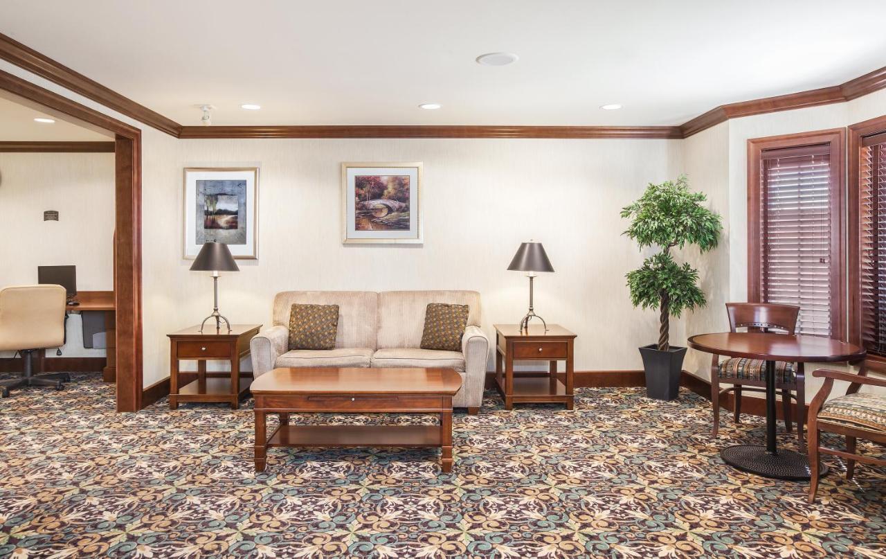 Staybridge Suites El Paso Airport By Ihg Exterior foto
